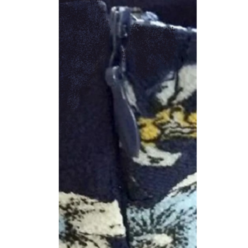 Navy Blue Floral Blouse Large Bell Sleeves - Picture 6 of 6